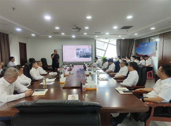 学深悟透强引领  细照笃行促发展水环境公司掀起学习《习近平谈治国理政》第四卷热潮.jpg